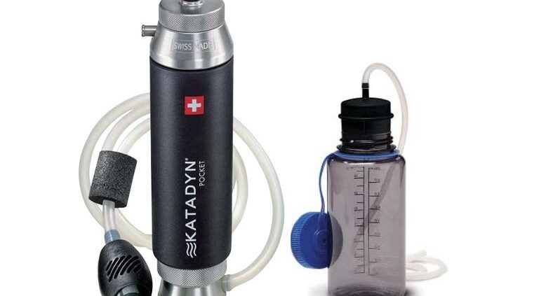 A picture of the Katedyn water pocket filtration system and another filtered water storage holder of water.